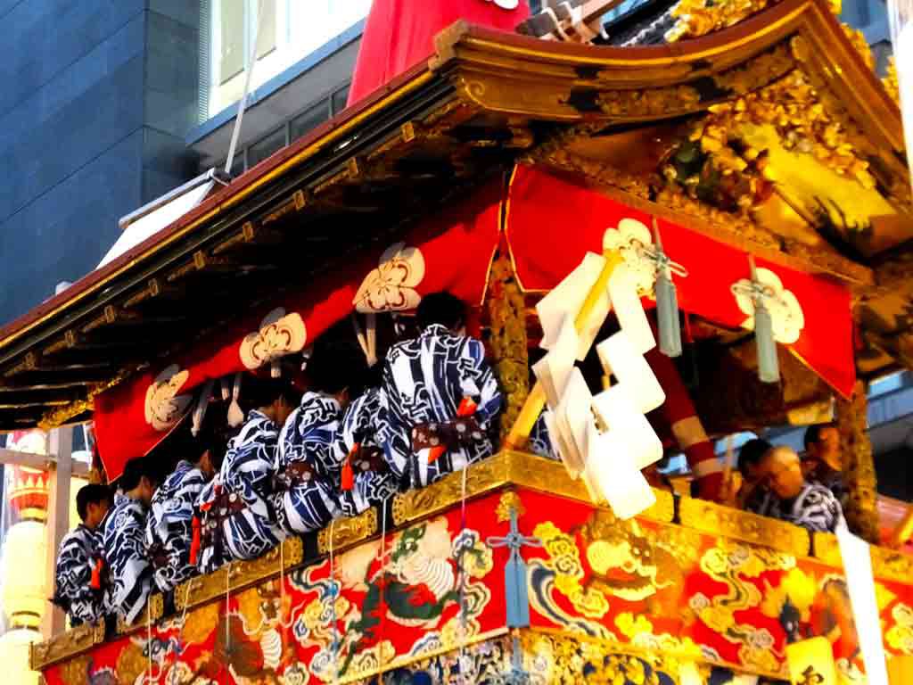 people-playing-Gion-bayashi-on-Naginata-hoko