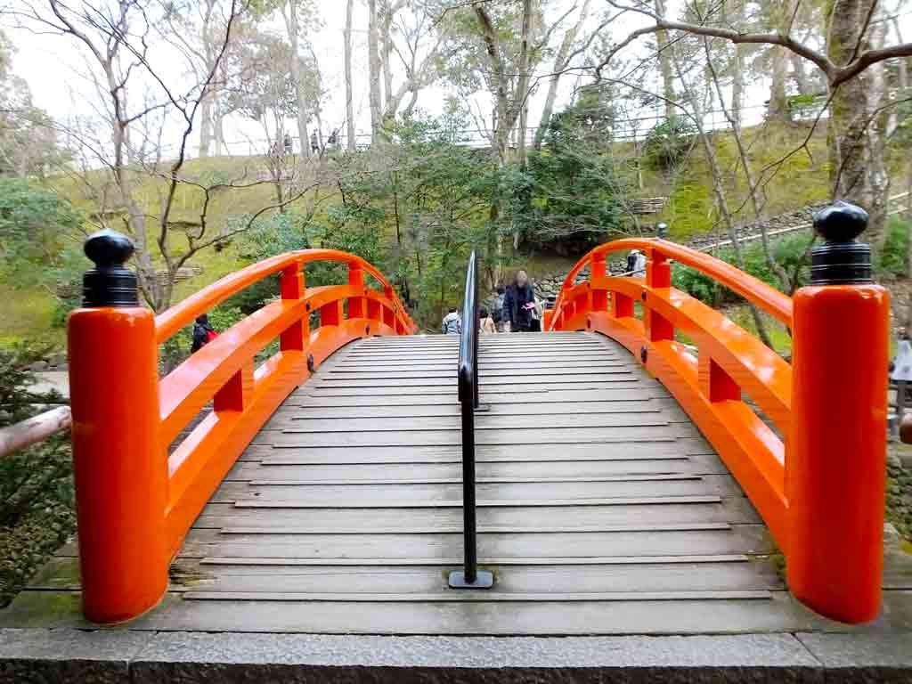 ume-blossoms-and-Uguisu-Bridge2