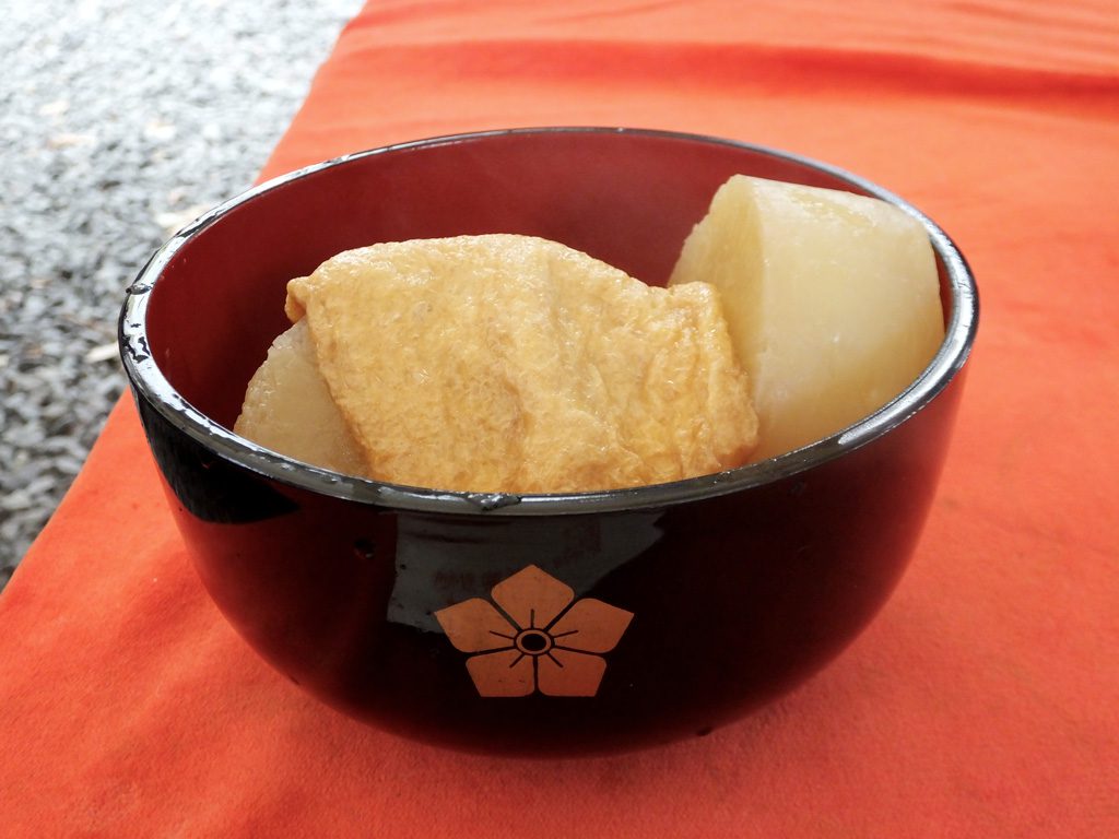a bowl of Daiko-daki