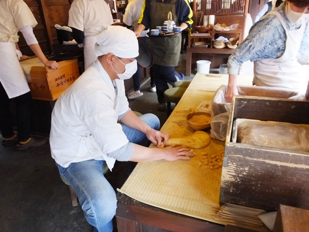 how the aburi-mochi are made１